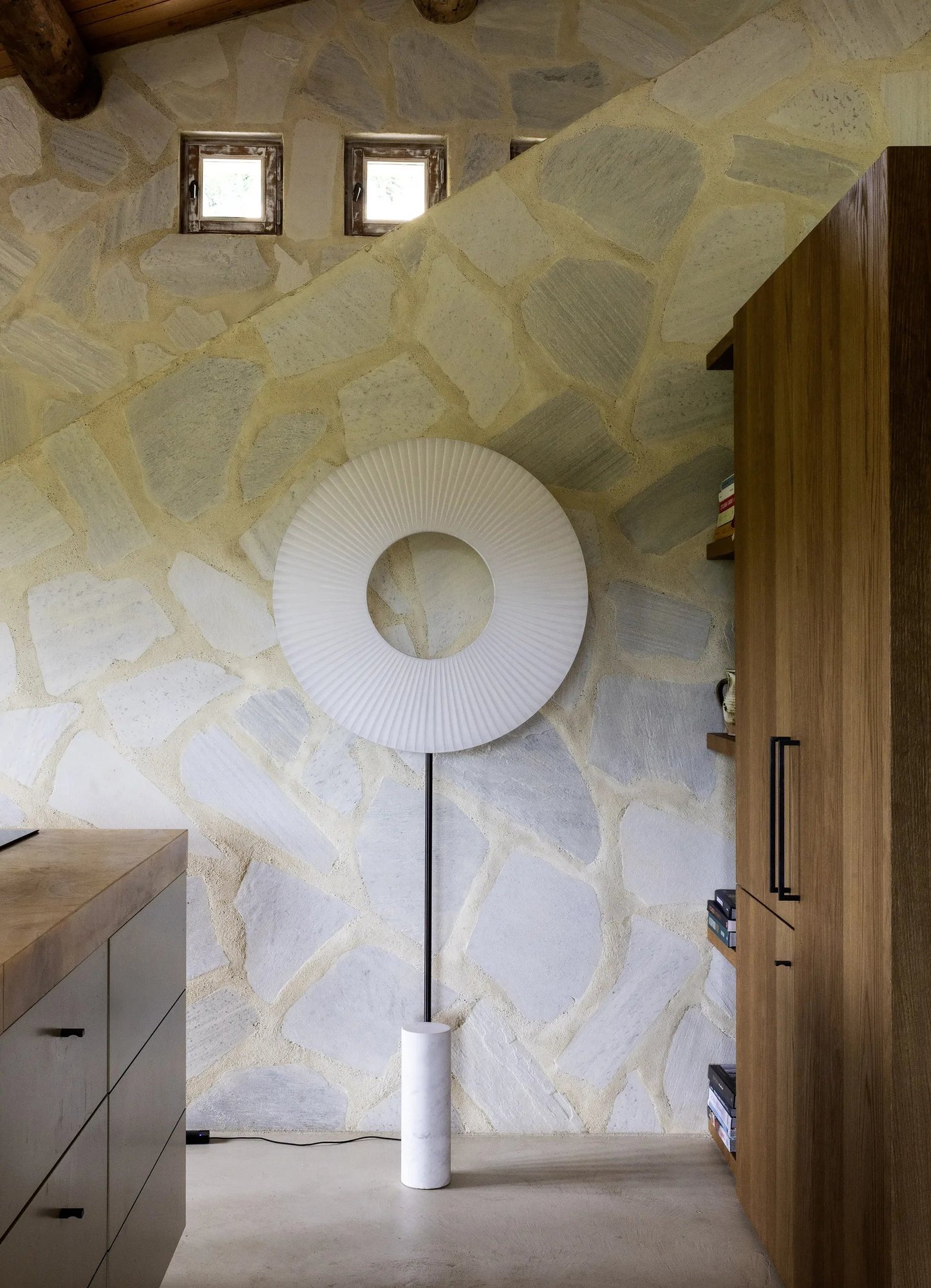 Напольный светильник Iris Floor Totem 80 DCW éditions