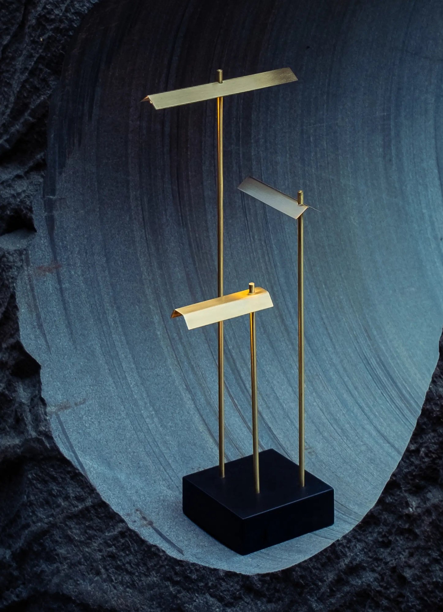 Настольный светильник Knokke / Collection Eric de Dormaël DCW éditions
